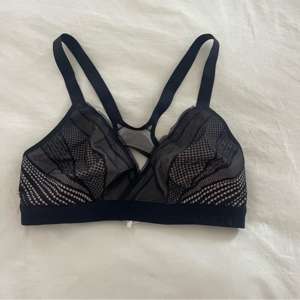 Lululemon Awake to Lace Bra 32D